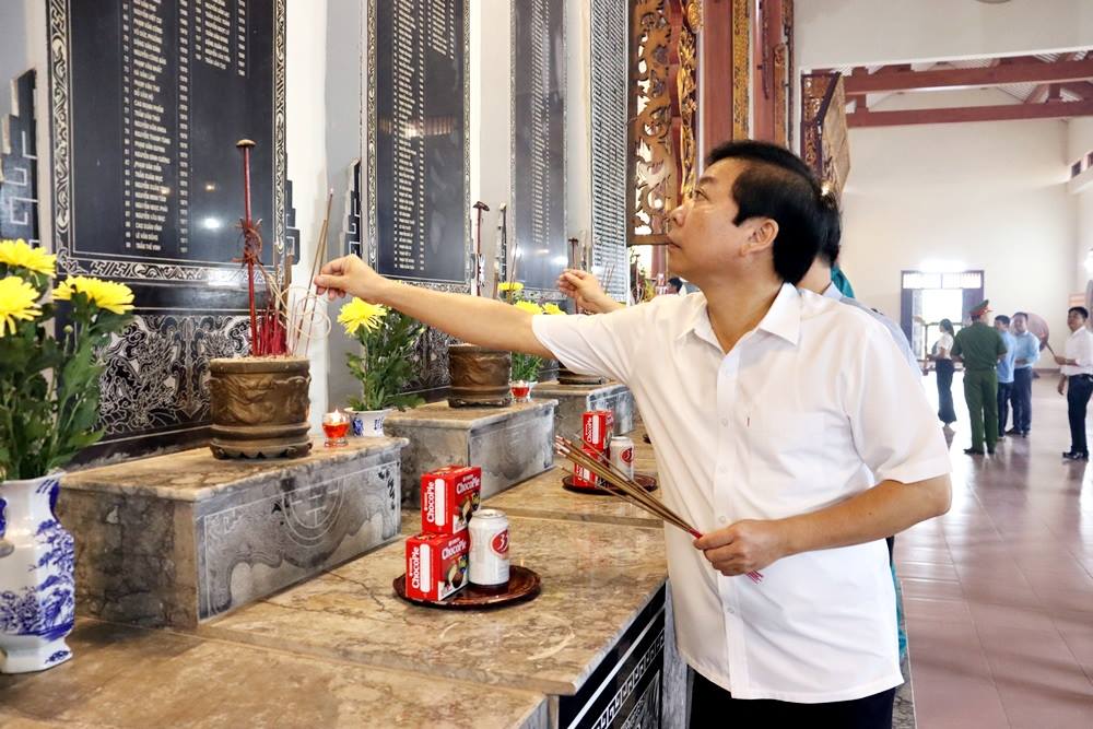 anh tin bai